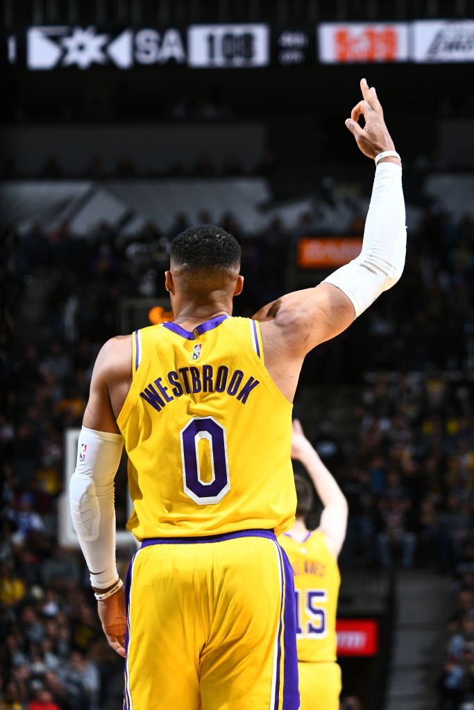 &quot;Giọt nước tràn ly&quot;: Russell Westbrook lần đầu đáp trả khi mạng sống gia đình bị fan Lakers đe dọa - Ảnh 1.