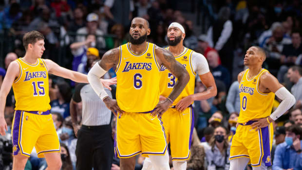 Los Angeles Lakers còn bao nhiêu cơ hội để góp mặt ở vòng Play-In?  - Ảnh 4.