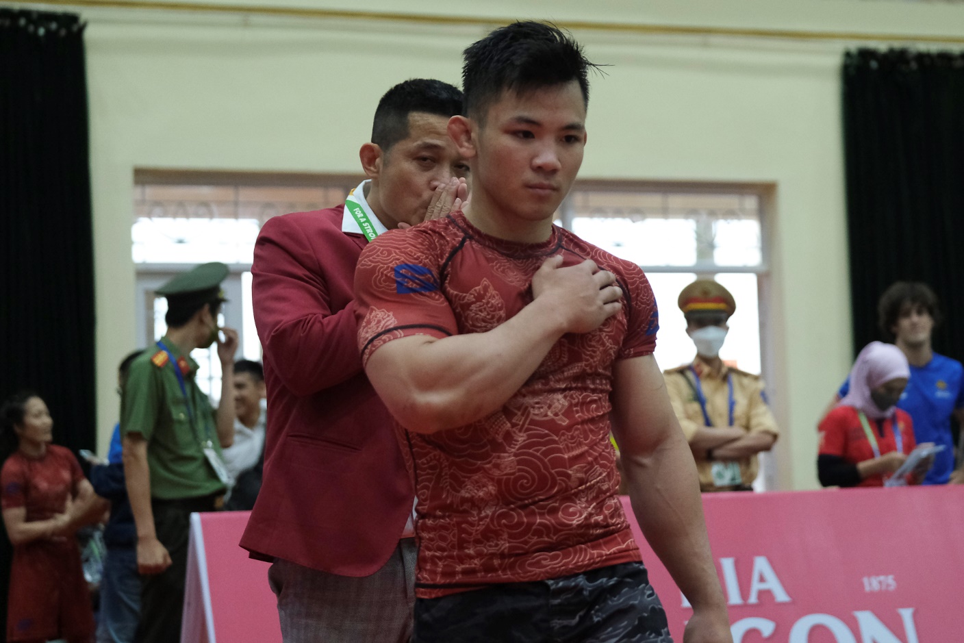 Đào Hồng Sơn bước vào trận chung kết Jiu Jitsu SEA Games 31 hạng cân 62kg nam gặp Tang Yong Siang của đoàn Singapore chiều 15/5 tại nhà thi đấu Đan Phượng