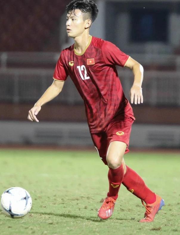 Báo Indo điểm mặt 4 cầu thủ nguy hiểm nhất của U23 Việt Nam - Ảnh 3.
