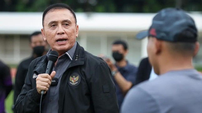 Bị chê &quot;trẻ con&quot; vì tin đồn rời AFF, chủ tịch Liên đoàn bóng đá Indonesia nổi giận đáp trả   - Ảnh 1.
