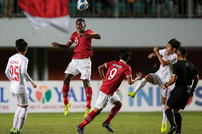 Vào chung kết gặp Việt Nam, cả đội U16 Indonesia lại khóc - Ảnh 2.