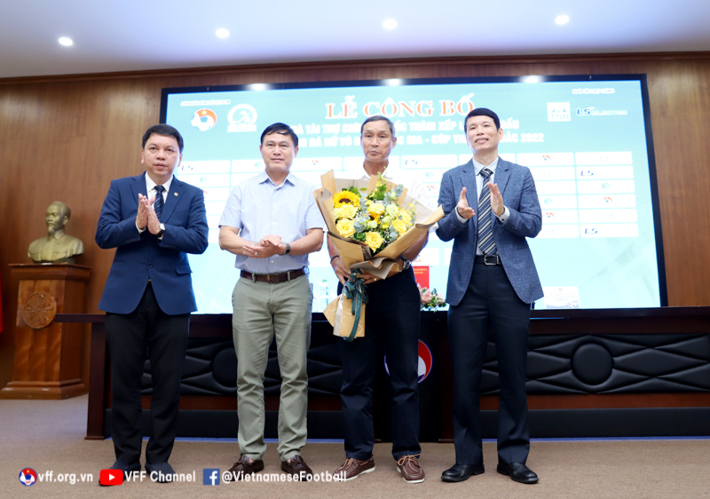 Lễ công bố Nhà tài trợ chính và Bốc thăm xếp lịch thi đấu Giải bóng đá nữ Vô địch Quốc gia – Cúp Thái Sơn Bắc 2022 - Ảnh 12.