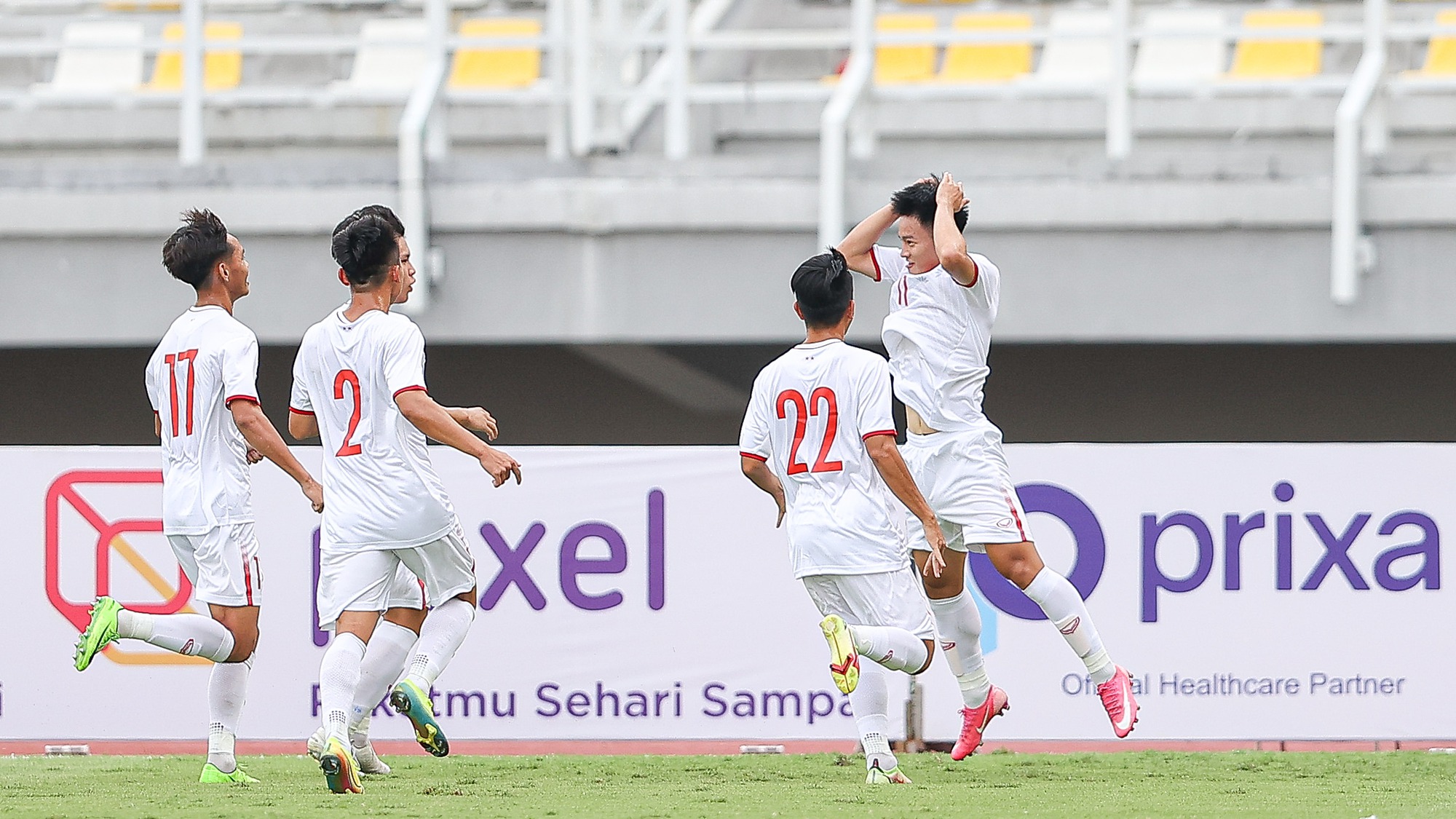 Thắng Timor Leste 4-0, U20 Việt Nam tiếp tục dẫn đầu bảng F - Ảnh 1.