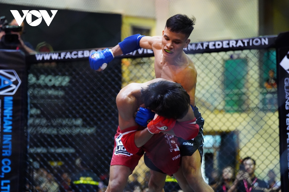 Nguyễn Trần Duy Nhất lật kèo ngoạn mục ở tứ kết MMA LION Championship - Ảnh 1.