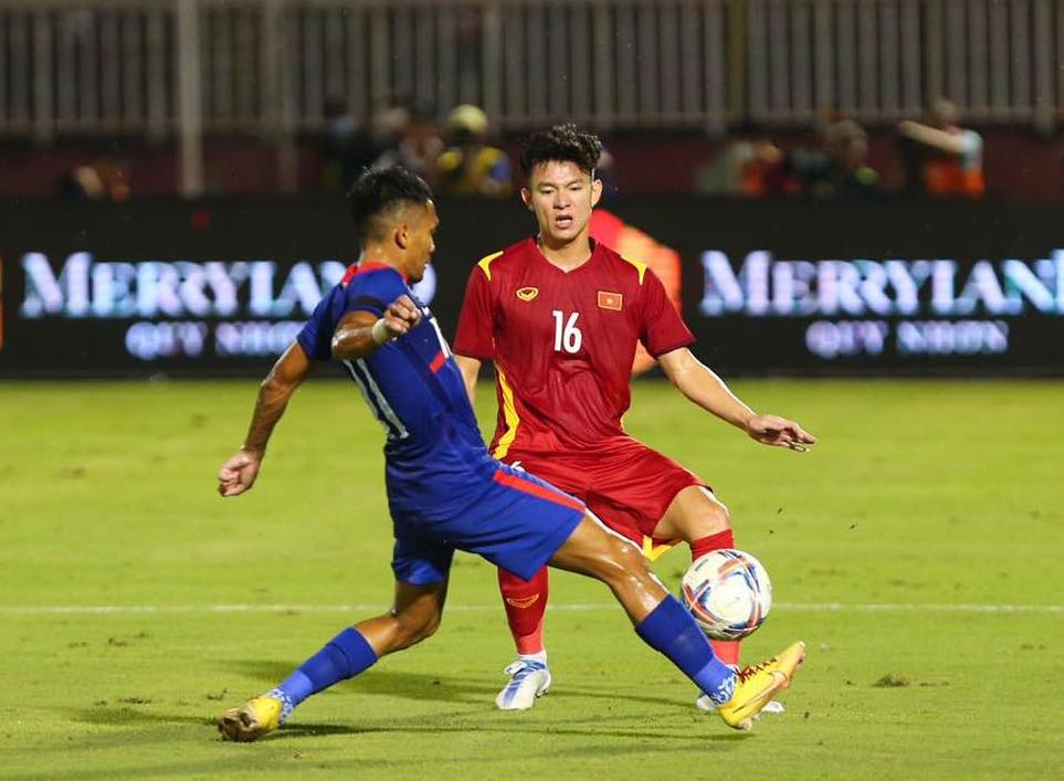 Cầu thủ trẻ liên tiếp lập công, đội tuyển Việt Nam giành chiến thắng 4-0 Singapore trận ra quân - Ảnh 10.