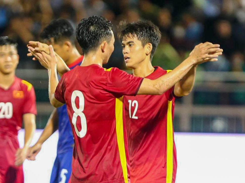 Cầu thủ trẻ liên tiếp lập công, đội tuyển Việt Nam giành chiến thắng 4-0 Singapore trận ra quân - Ảnh 7.