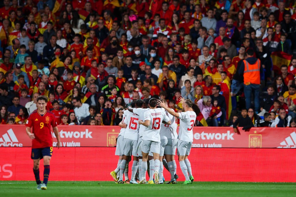 Ronaldo và đồng đội thắng đậm, quyết đấu Tây Ban Nha tranh vé chung kết - Ảnh 10.