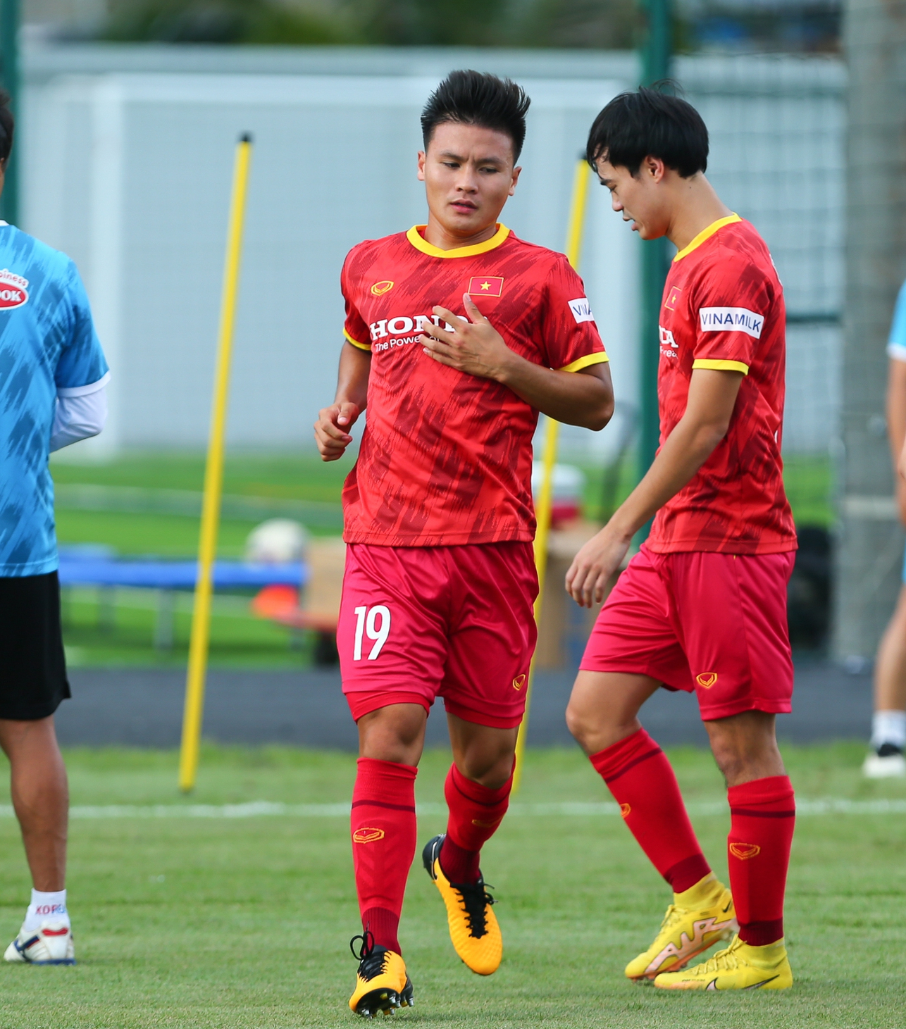 Nguyễn Quang Hải: 'Tôi khao khát được khoác áo đội tuyển Việt Nam tham dự AFF Cup 2022' - Ảnh 1.