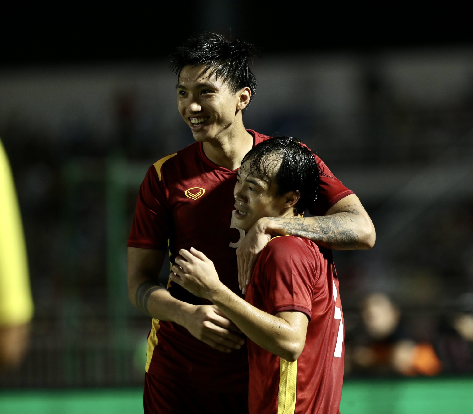 Văn Toàn ghi bàn đầu tiên cho ĐT Việt Nam sau 5 năm - Ảnh 5.