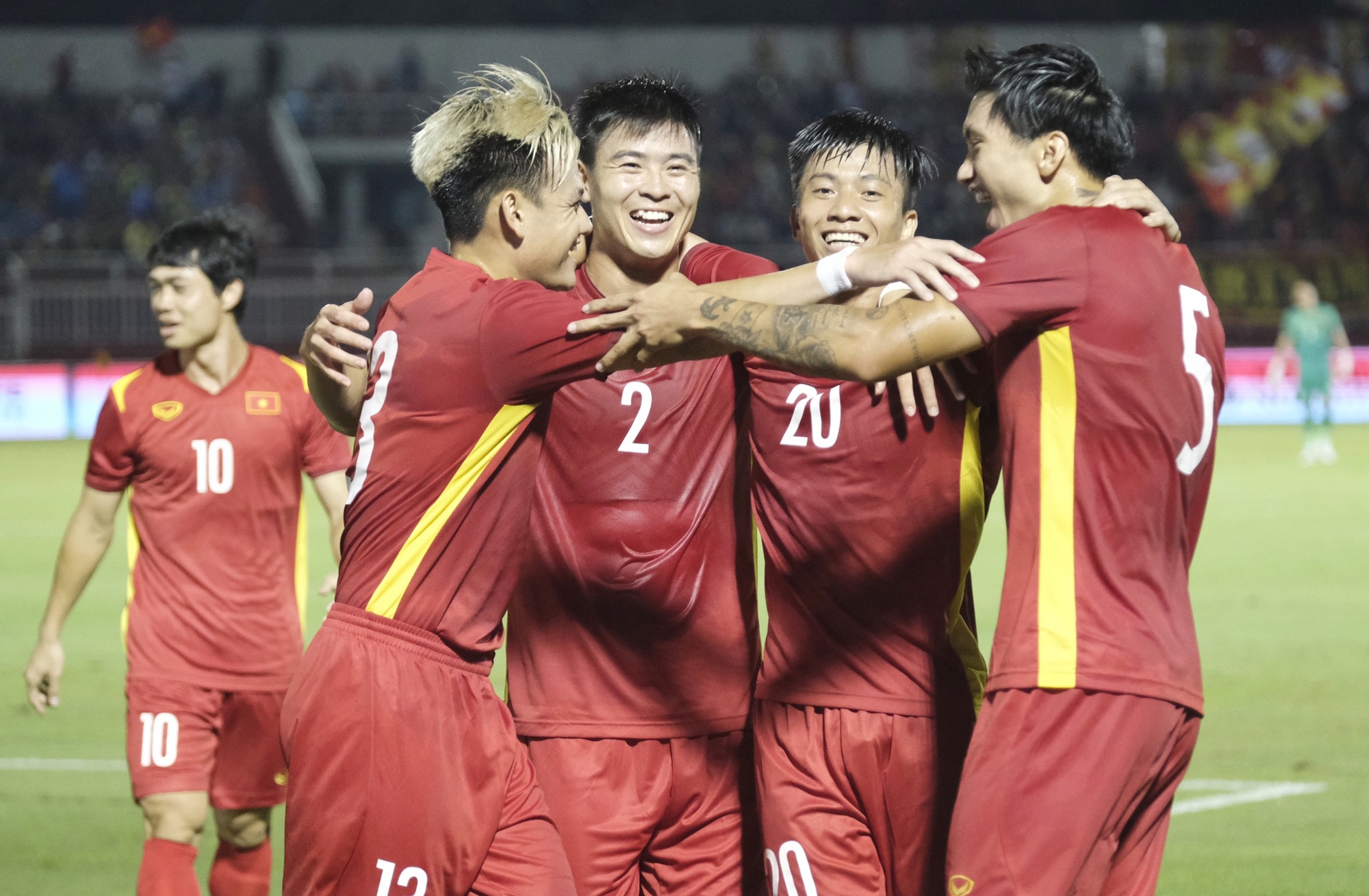 Văn Toàn ghi bàn đầu tiên cho ĐT Việt Nam sau 5 năm - Ảnh 4.
