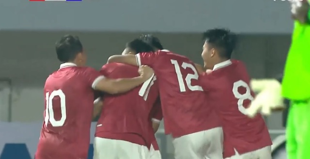 ĐT Indonesia giành chiến thắng nghẹt thở ngày đối thủ xếp trên 71 bậc dính thẻ đỏ - Ảnh 2.