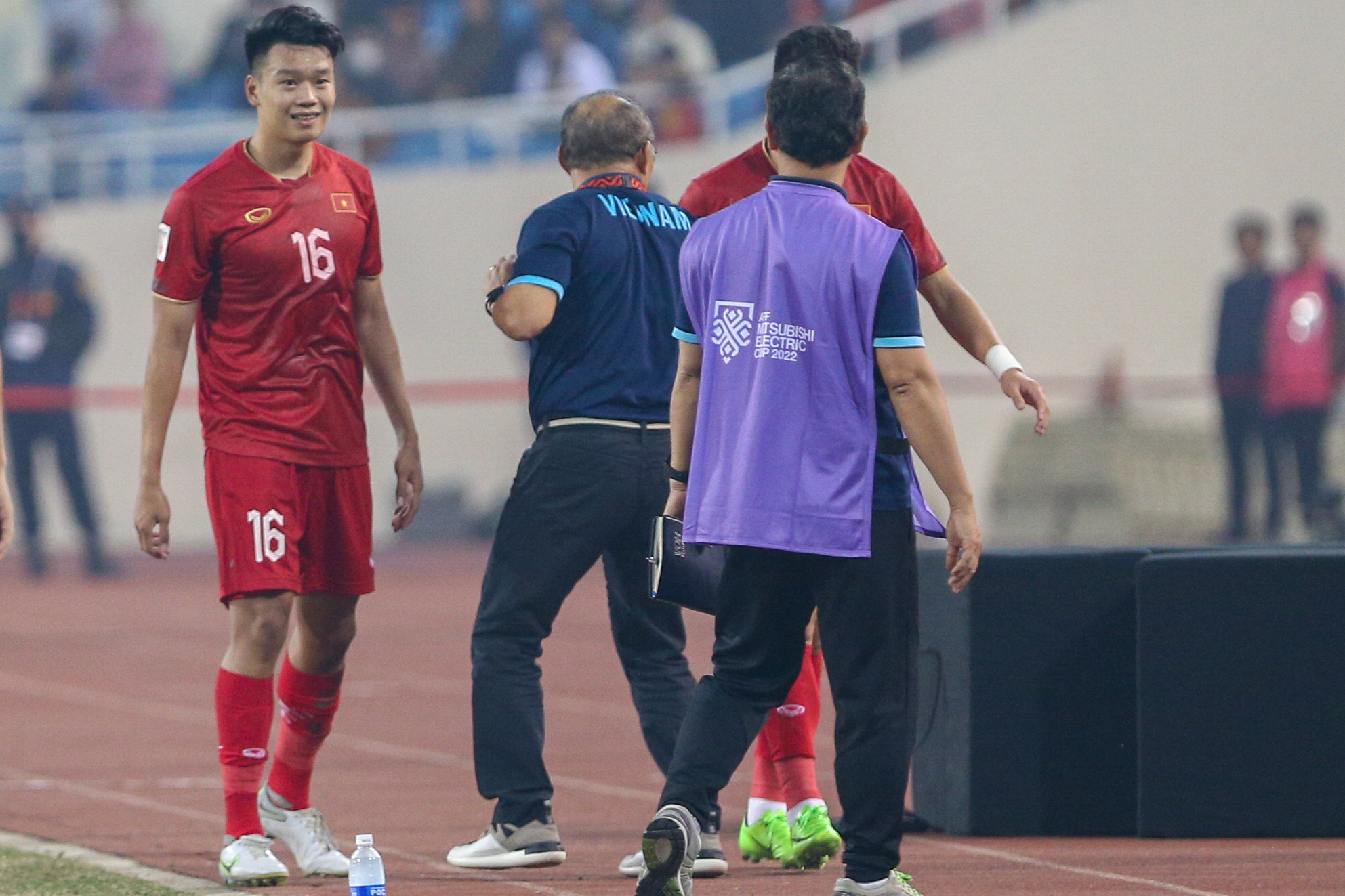 HLV Park Hang-seo vỡ oà cảm xúc với bàn thắng thứ 2 của Tiến Linh trước Indonesia - Ảnh 10.