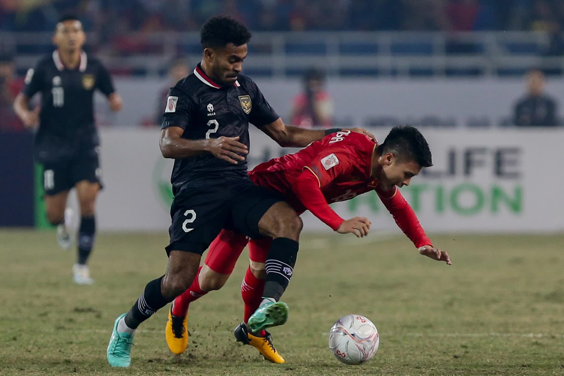 Các ngôi sao Indonesia bế tắc, liên tục chơi xấu tuyển Việt Nam - Ảnh 15.