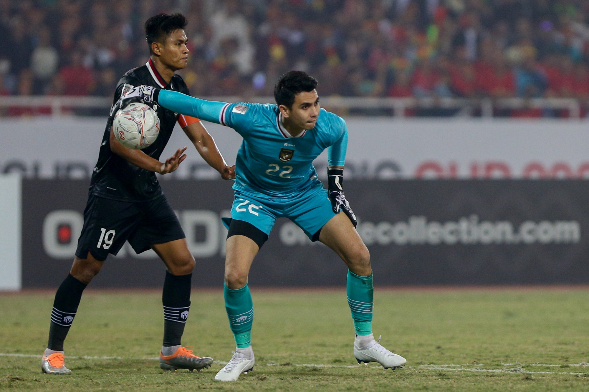 Các ngôi sao Indonesia bế tắc, liên tục chơi xấu tuyển Việt Nam - Ảnh 1.