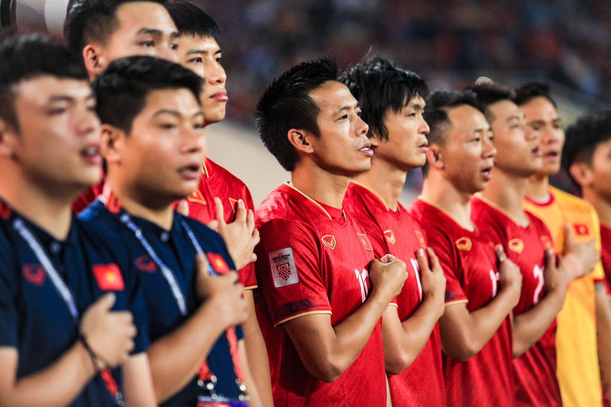 Màn chào cờ đầy xúc động của HLV Park Hang Seo trong trận đấu cuối cùng trên sân Mỹ Đình - Ảnh 3.