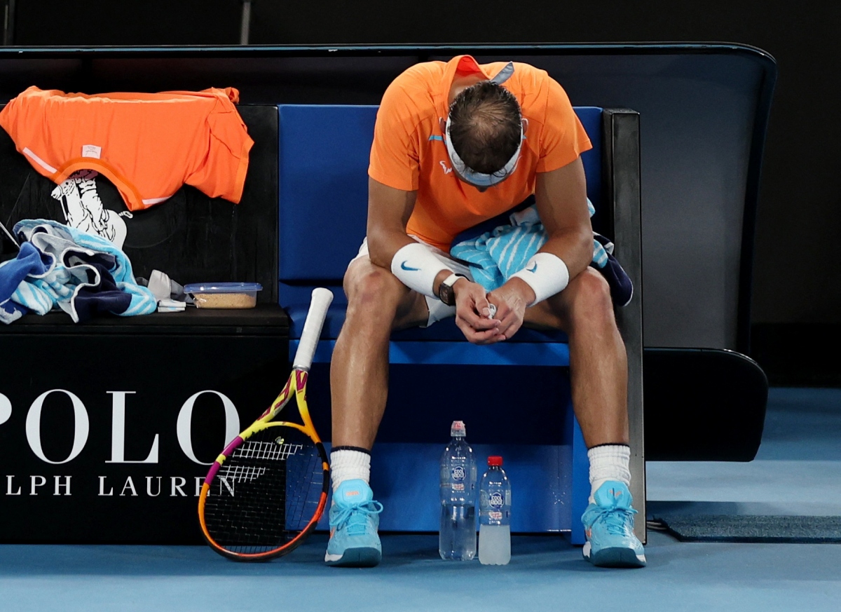 Thua sốc ở vòng 2, Nadal trở thành ''cựu vương'' Australian Open - Ảnh 8.