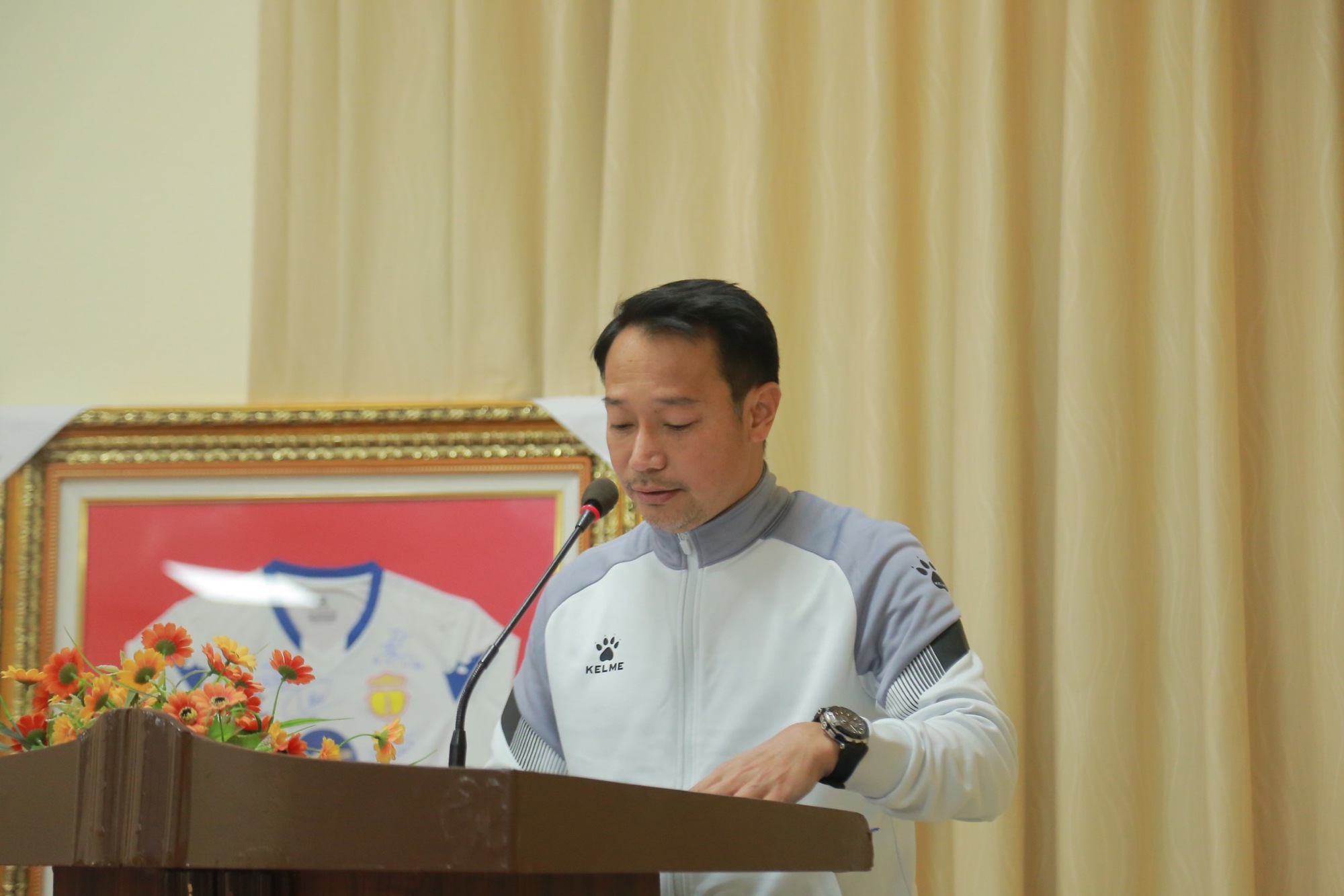 CLB Thép Xanh Nam Định gặp mặt lãnh đạo tỉnh, quyết tâm giành thứ hạng cao nhất mùa giải 2023 - Ảnh 2.
