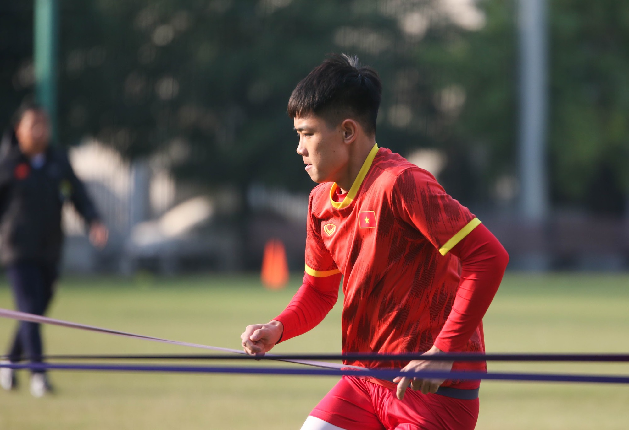 U20 Việt Nam rèn thể lực chuẩn bị cho chuyến tập huấn Saudi Arabia - Ảnh 8.