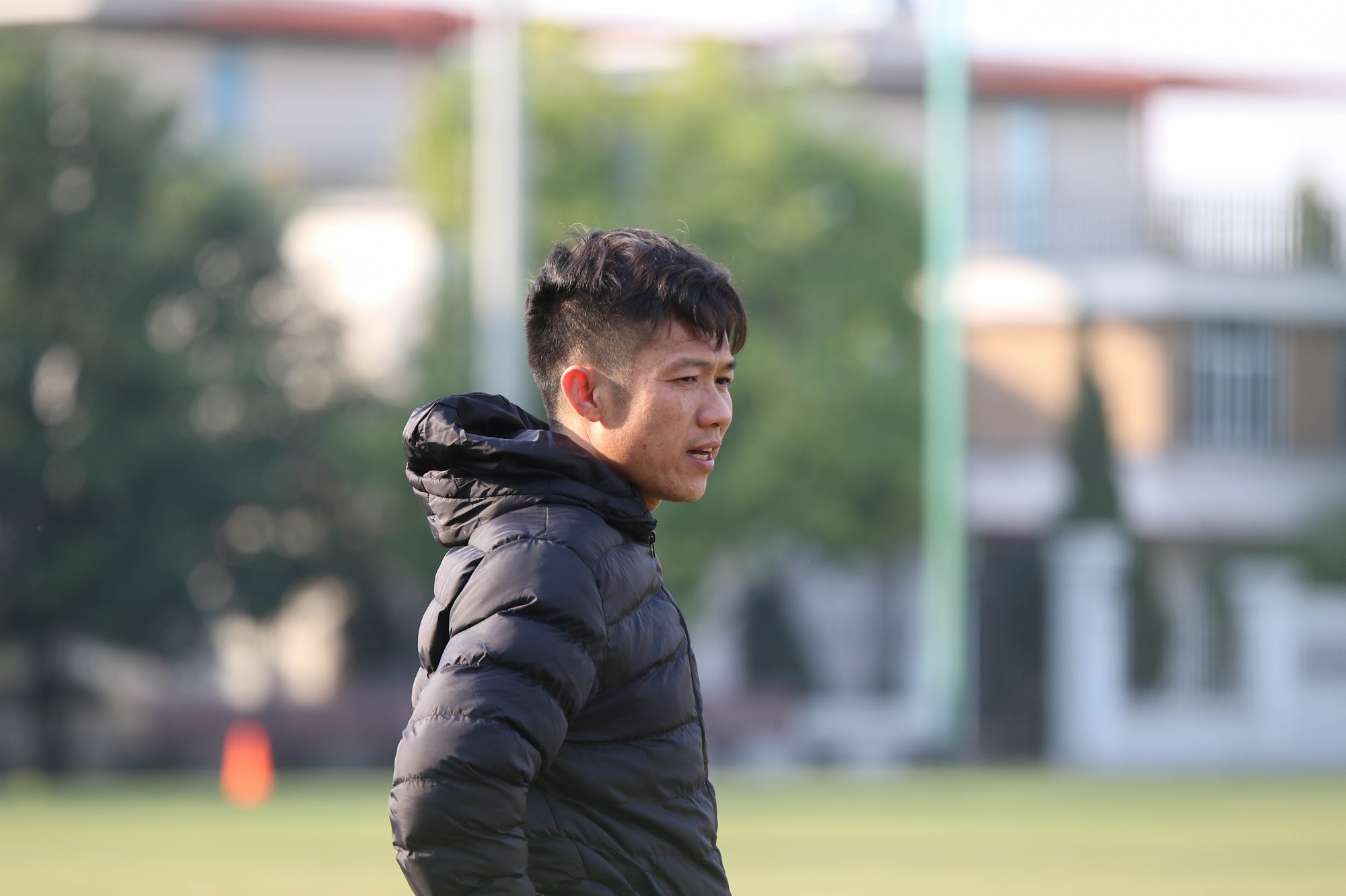 U20 Việt Nam rèn thể lực chuẩn bị cho chuyến tập huấn Saudi Arabia - Ảnh 6.