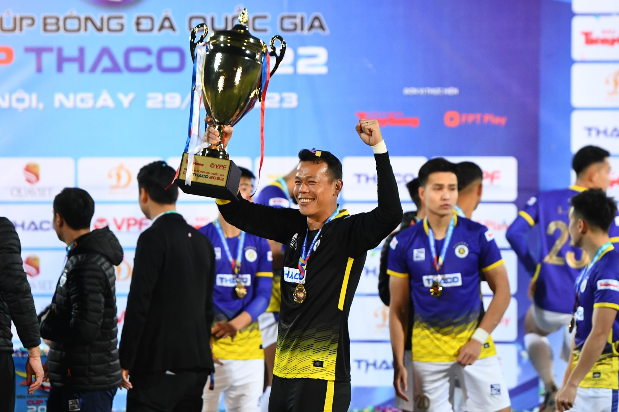 Chùm ảnh: Hà Nội FC đăng quang Siêu Cúp Quốc gia 2022, thống trị giải quốc nội - Ảnh 5.