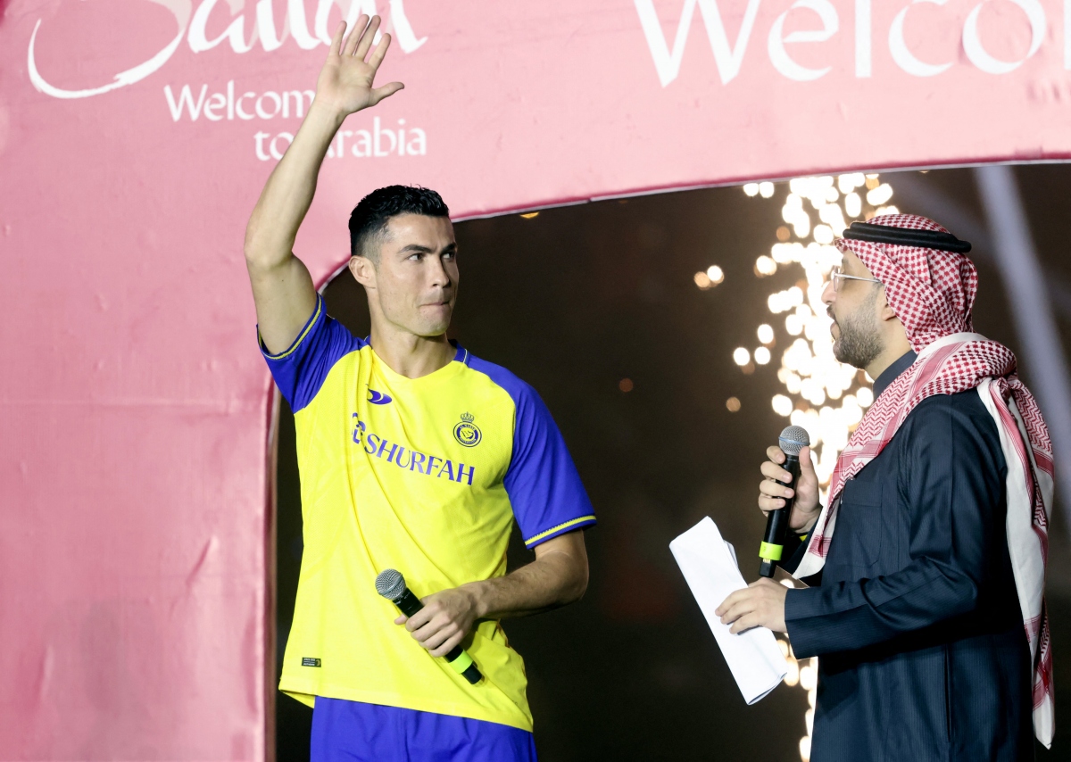 Ronaldo: &quot;Tôi từ chối nhiều đội châu Âu để đến Al Nassr'' - Ảnh 7.