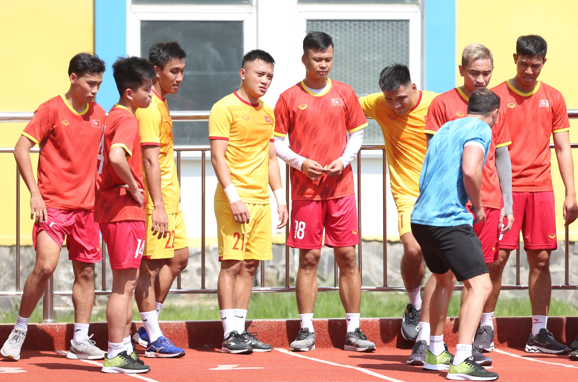 Futsal Việt Nam tập trung, tăng cường nhồi thể lực sau Tết Nguyên đán - Ảnh 7.