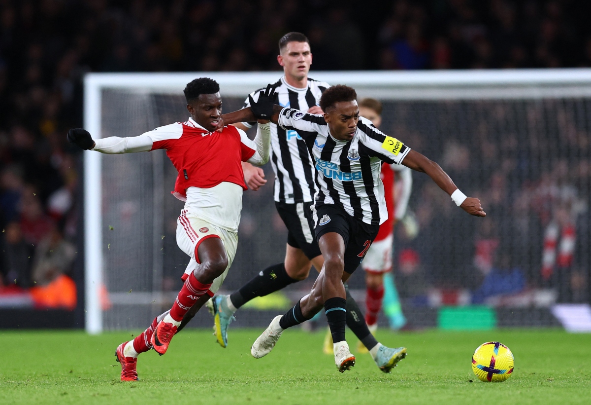 Newcastle khiến Arsenal sảy chân trong cuộc đua vô địch Ngoại hạng Anh - Ảnh 4.