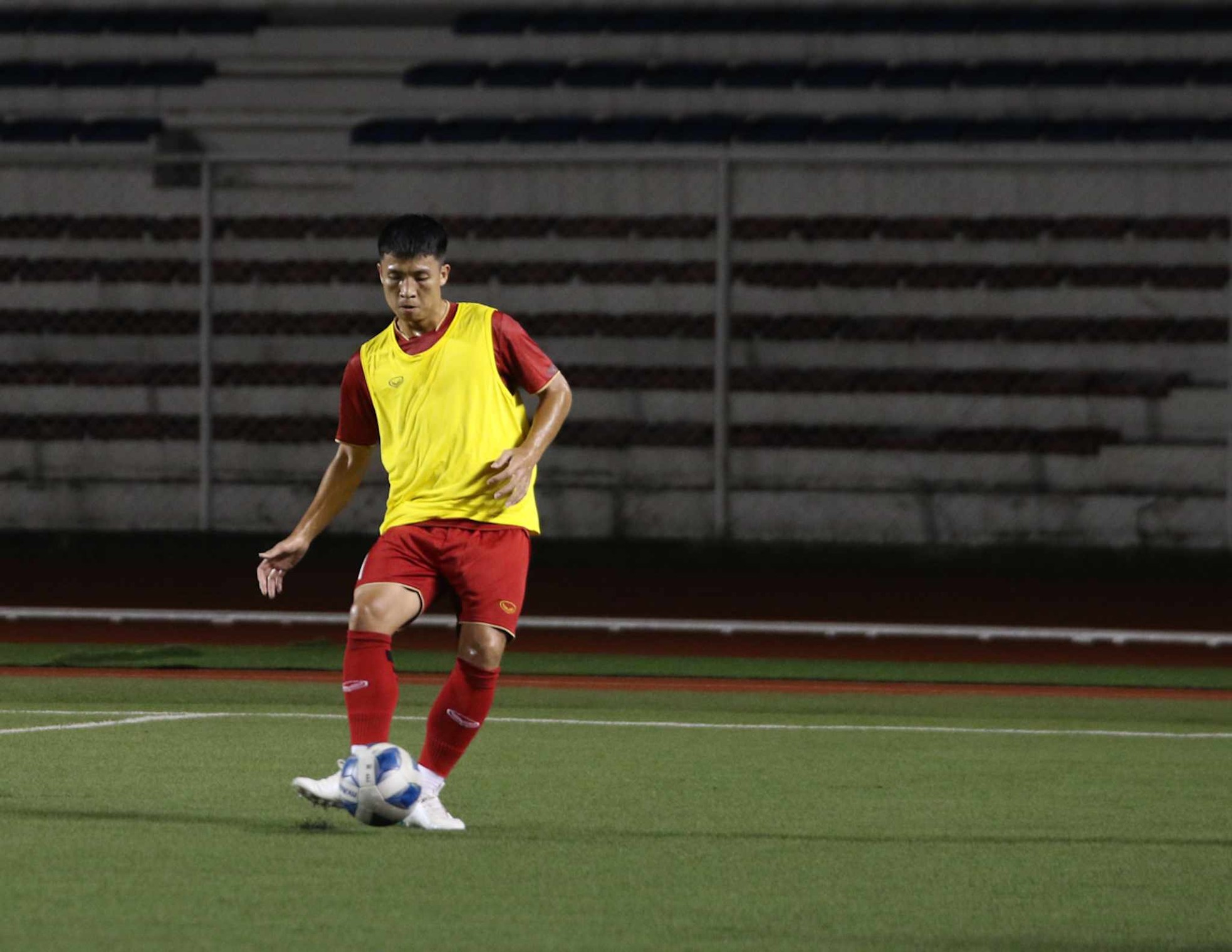 Chủ nhà Philippines ưu ái, tuyển Việt Nam lao vào tập luyện trước vòng loại World Cup 2026 - Ảnh 12.