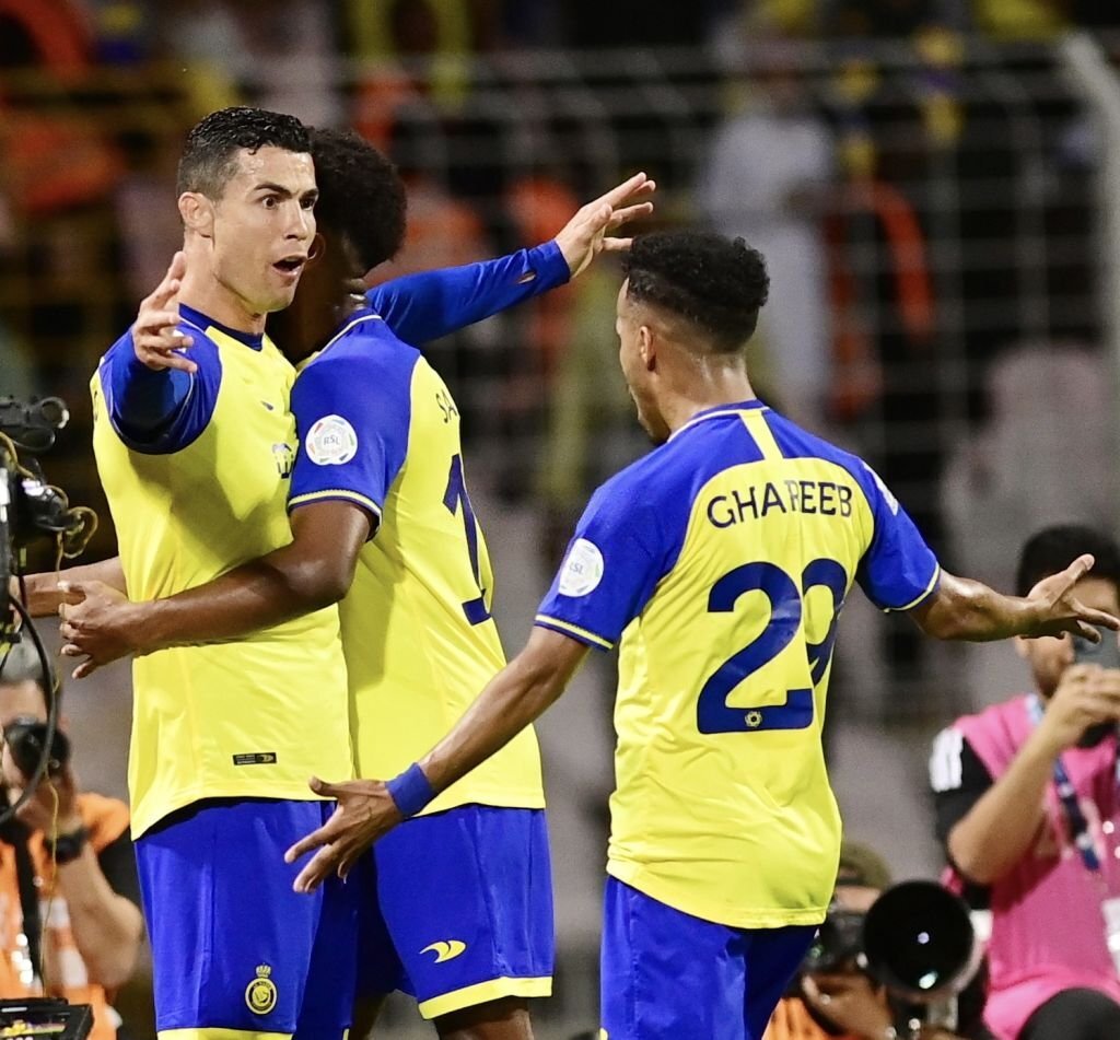 Ronaldo ghi cả 4 bàn trong chiến thắng rực rỡ của Al-Nassr - Ảnh 1.