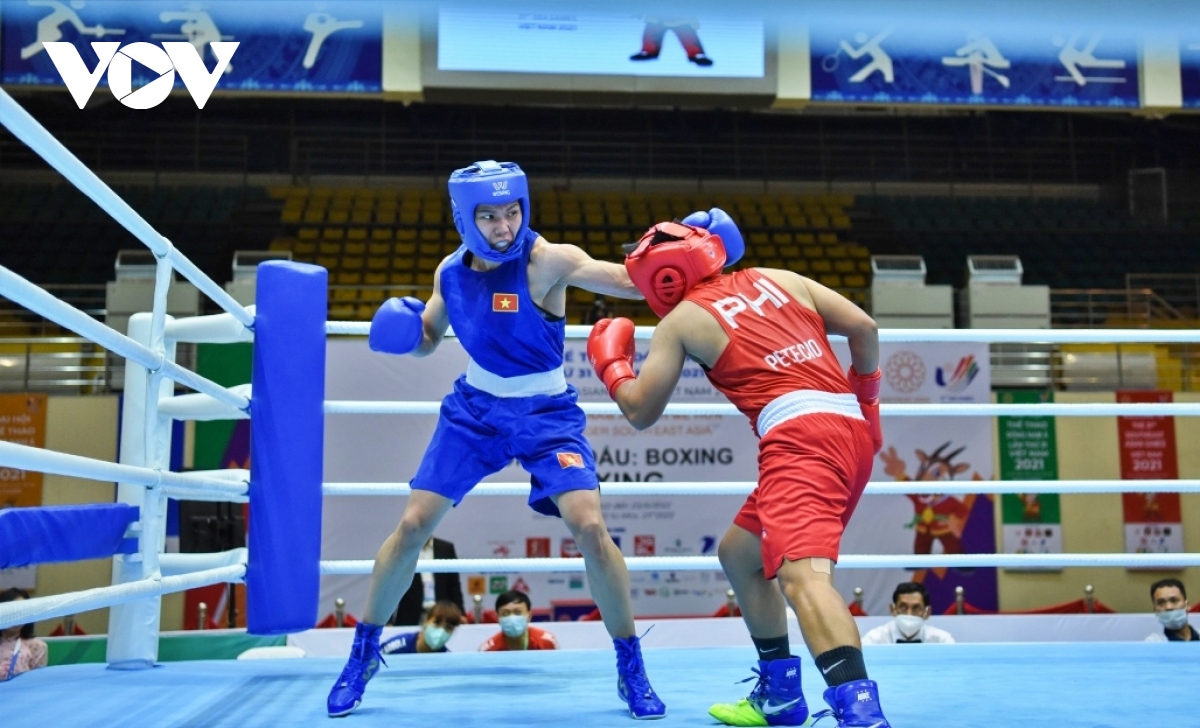 Đội boxing nữ Việt Nam tranh tài ở giải vô địch thế giới - Ảnh 1.