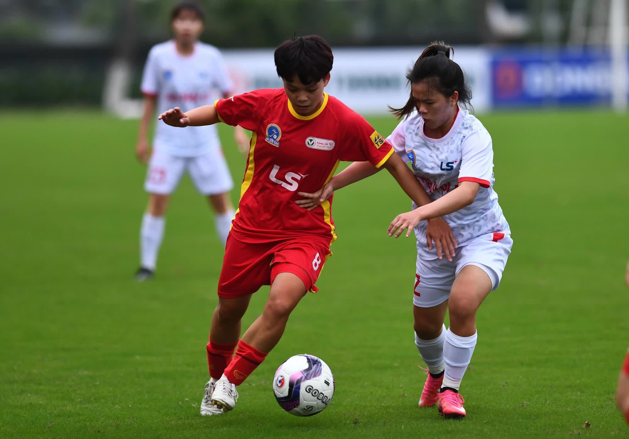Giải bóng đá nữ Cup quốc gia 2023: TP.HCM thắng đậm Hà Nội II trận mở màn - Ảnh 7.