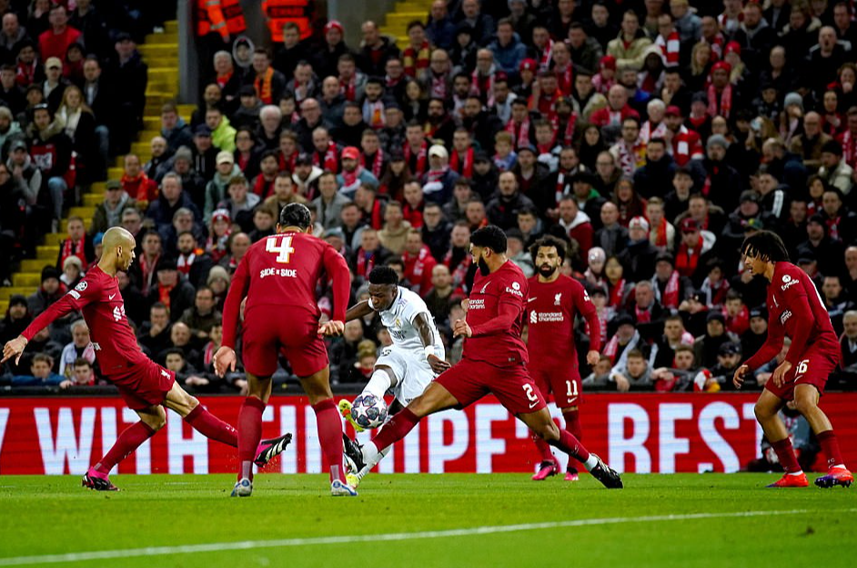 Công làm thủ phá, Liverpool thua thảm Real Madrid tại Anfield - Ảnh 4.