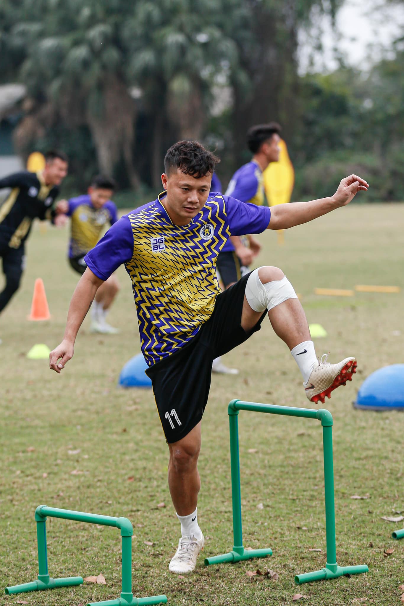 Thành Lương không ngại tuổi tác, muốn thi đấu nhiều hơn cho CLB Hà Nội - Ảnh 1.