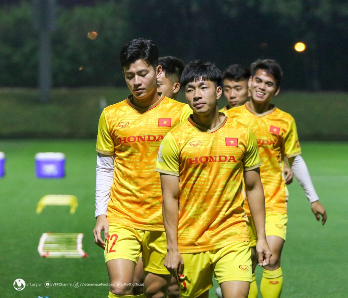 Lộ diện 5 đội trưởng của U23 Việt Nam dưới thời HLV Philippe Troussier - Ảnh 1.
