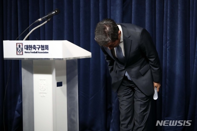 Biến căng: Xóa án phạt cho các cầu thủ bán độ, Phó Chủ tịch cùng hàng loạt lãnh đạo của LĐBĐ Hàn Quốc phải từ chức - Ảnh 3.