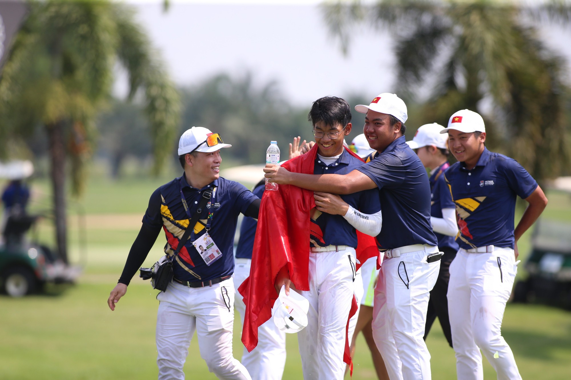 VĐV 15 tuổi Lê Khánh Hưng thi đấu xuất sắc, giành HCV SEA Games lịch sử cho golf Việt Nam - Ảnh 5.