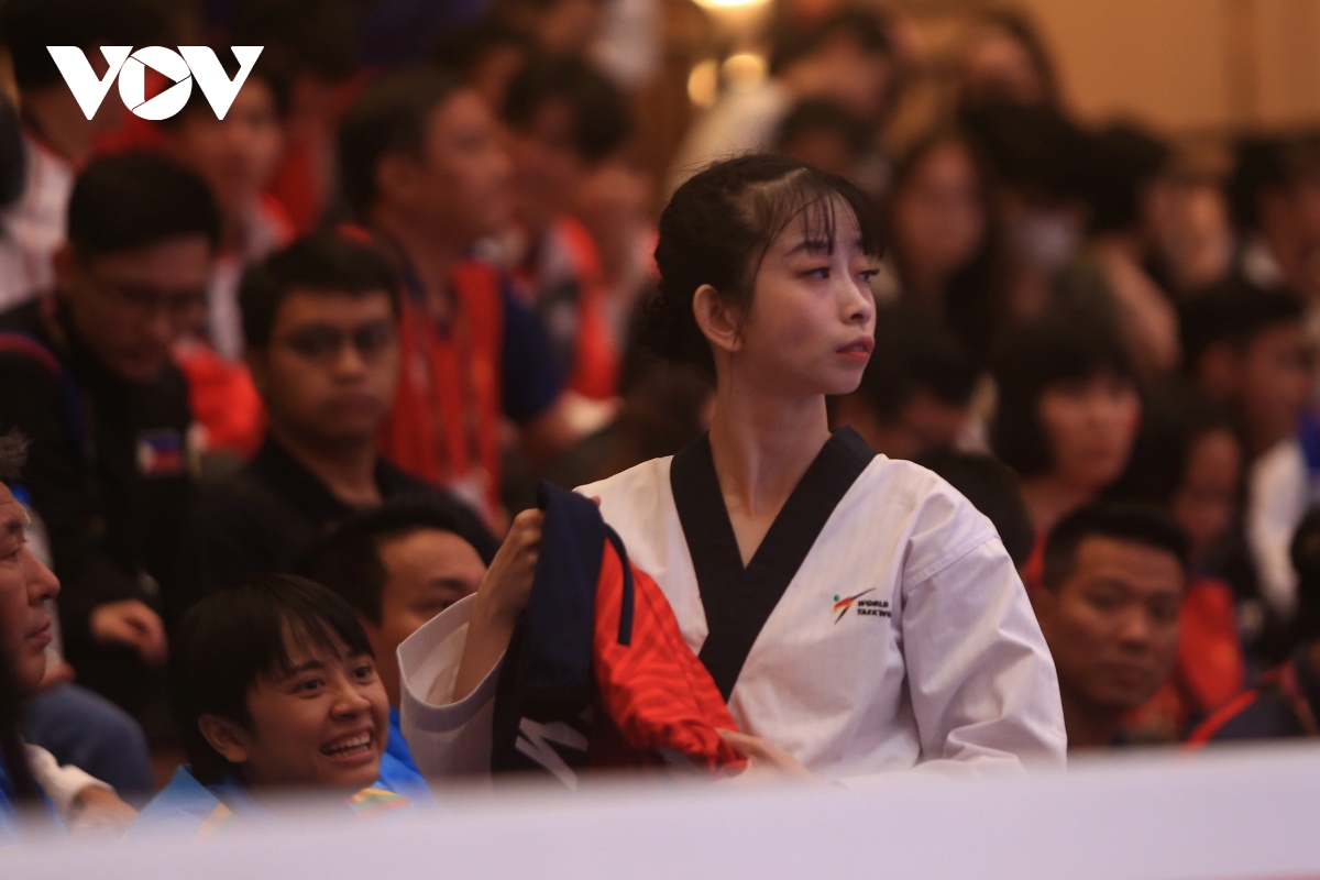 &quot;Hot girl Teakwondo&quot; bật khóc khi giành HCV kịch tính ở SEA Games 32 - Ảnh 3.