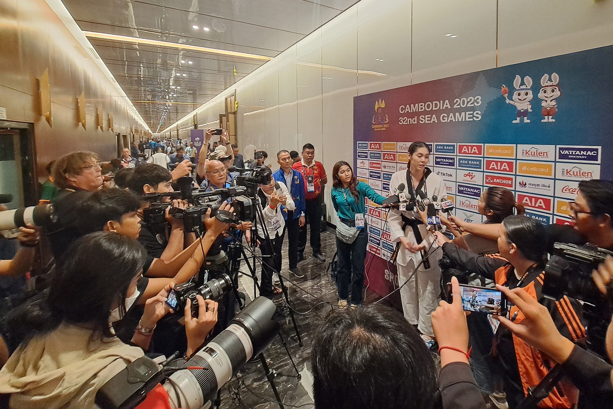 Nữ võ sĩ Campuchia giành HCV SEA Games 2021 ở hạng cân trên 73kg