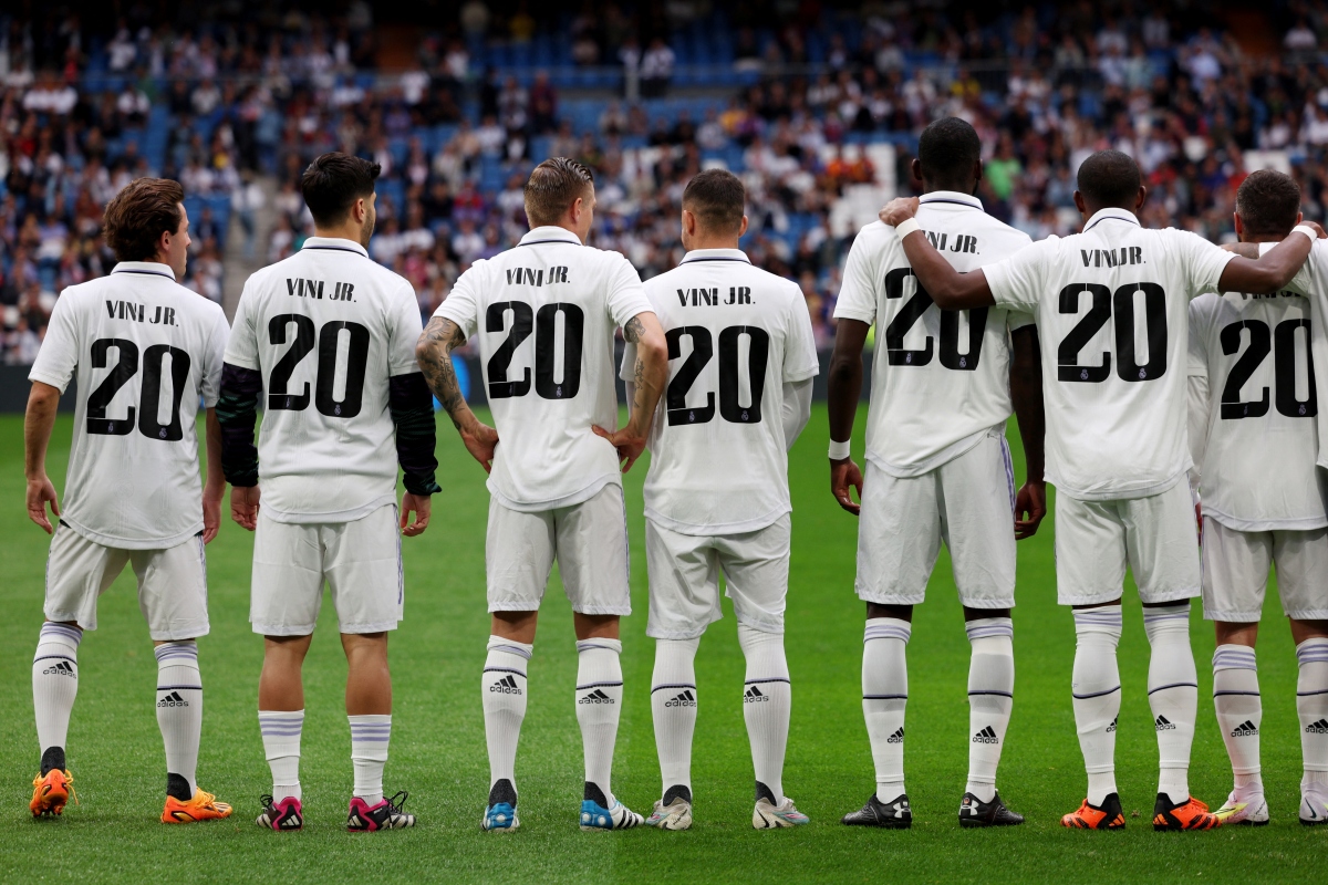Real Madrid hành động ý nghĩa, ủng hộ Vinicius trước nạn phân biệt chủng tộc - Ảnh 1.