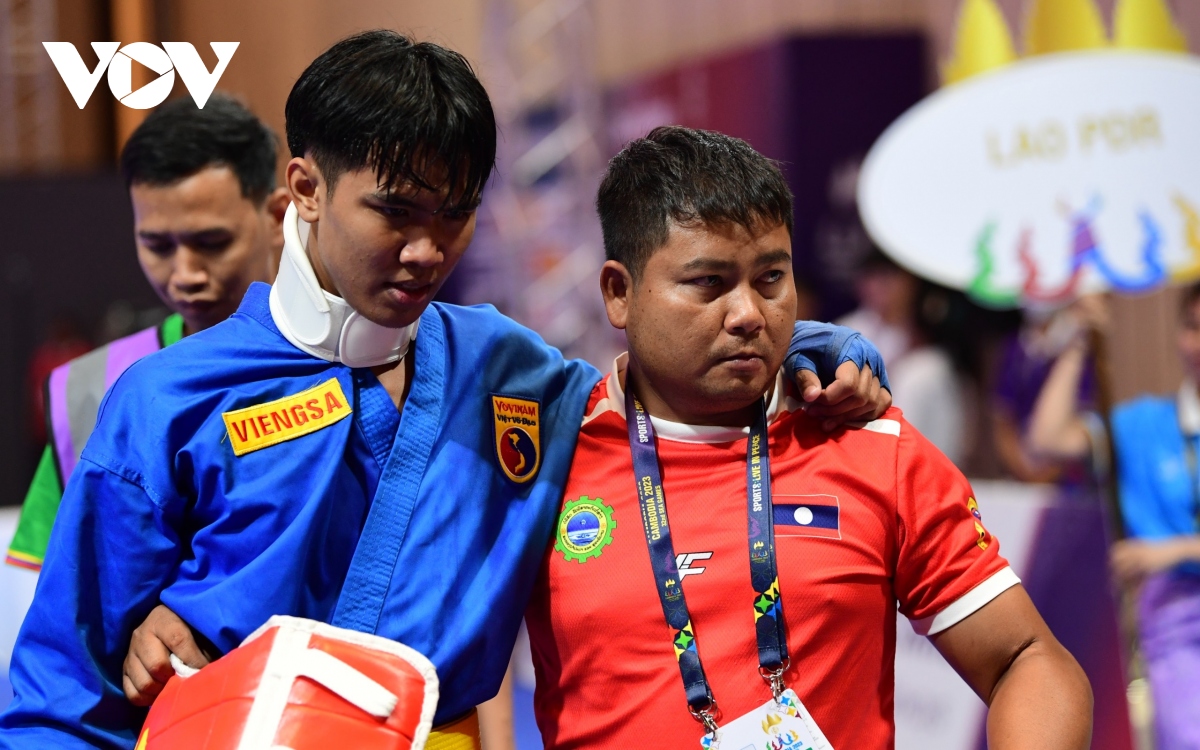 Võ sĩ Việt Nam hạ đối thủ bằng đòn đánh đẹp mắt để giành huy chương SEA Games 32 - Ảnh 6.