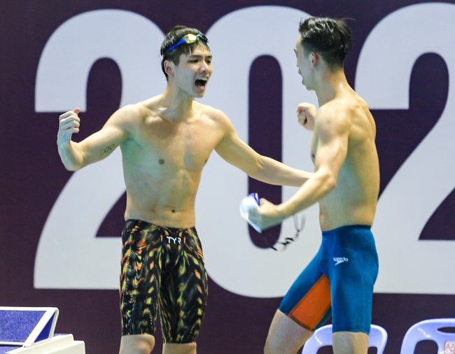 Dàn hotboy 6 múi đội tuyển bơi thi đấu xuất thần giành HCV SEA Games 32 - Ảnh 7.