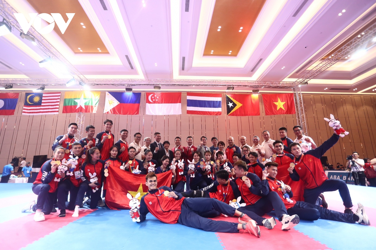 Karate &quot;mở hàng&quot; HCV cho Đoàn Thể thao Việt Nam trong ngày 8/5 - Ảnh 1.
