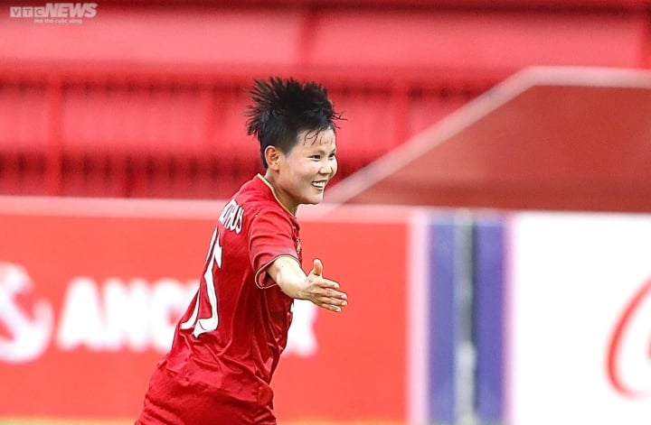 Thắng tuyển bóng đá nữ Việt Nam, cầu thủ Philippines vẫn khóc hết nước mắt - Ảnh 3.