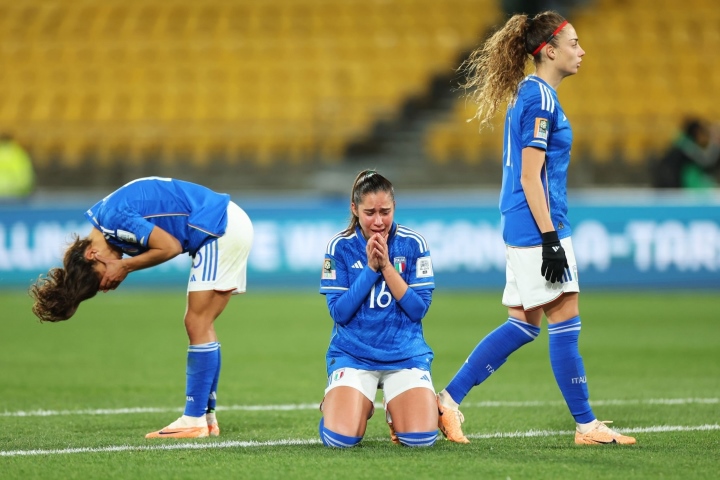 World Cup nữ 2023: Bị loại đau đớn phút bù giờ, đội tuyển nữ Italy khóc như mưa - Ảnh 4.
