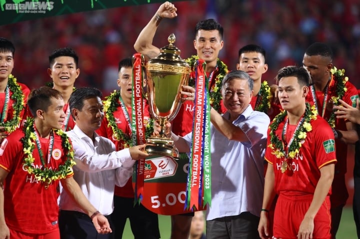 V-League 2023: Quang Hải trở lại, Hoàng Đức, Văn Quyết nổi bật - Ảnh 3.