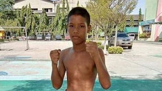 Thi đấu để kiếm tiền nuôi gia đình nghèo, võ sĩ 13 tuổi thiệt mạng thương tâm - Ảnh 1.
