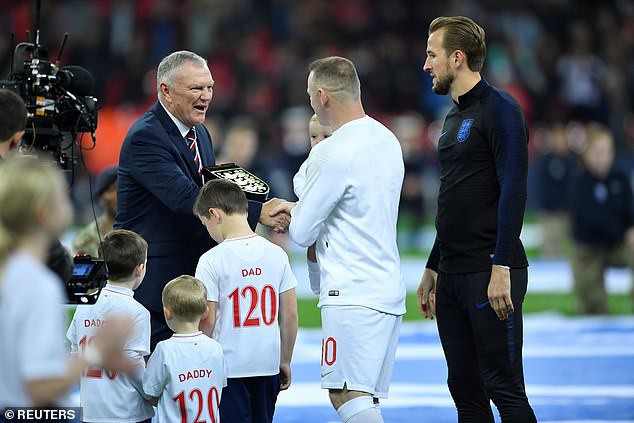 ĐT Anh thắng đậm Mỹ trong ngày chia tay đầy xúc động của Wayne Rooney - chân sút tốt nhất lịch sử Tam sư - Ảnh 3.