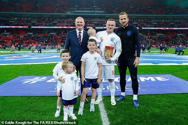 ĐT Anh thắng đậm Mỹ trong ngày chia tay đầy xúc động của Wayne Rooney - chân sút tốt nhất lịch sử Tam sư - Ảnh 4.