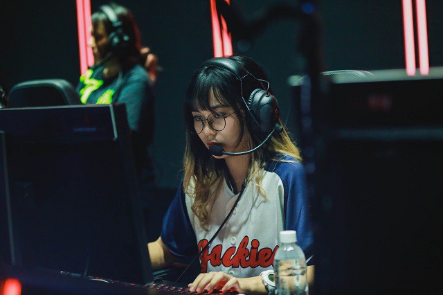 Điểm tin Esports ngày 30/11: Misthy là nữ game thủ Việt Nam đầu tiên góp mặt tại giải đấu LMHT quốc tế - Ảnh 1.
